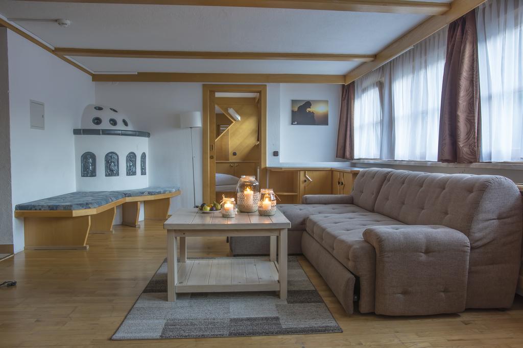Landhaus Edelweiss ザンクト・レオンハルト・イム・ピッツタール エクステリア 写真